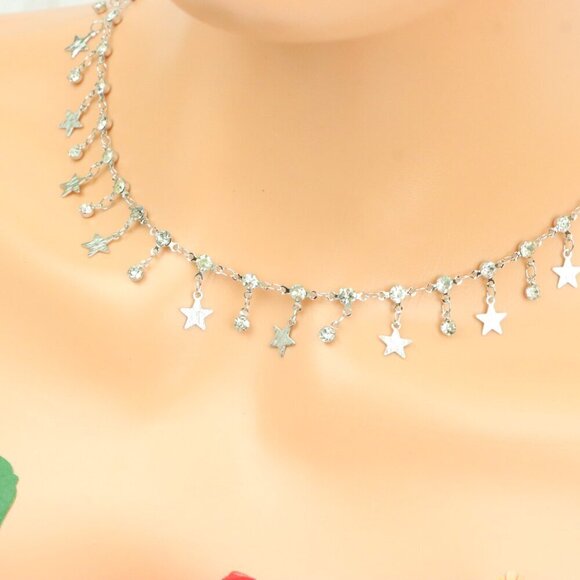 "Minimalist & Elegant Necklace Chain – Perfect for Women & Girls | UNVRC1312 - Picture 3 of 10